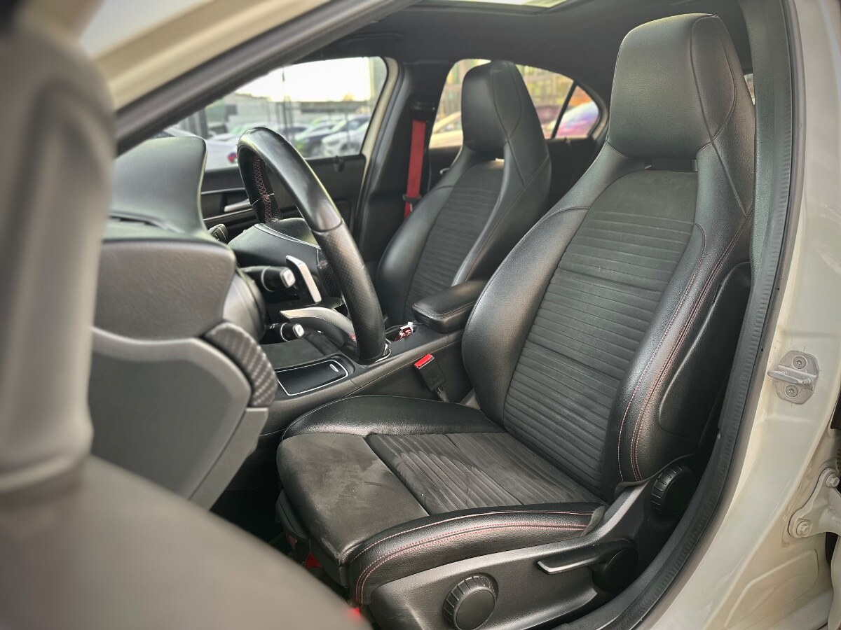 Mercedes-Benz A250 Amg Line año 2018