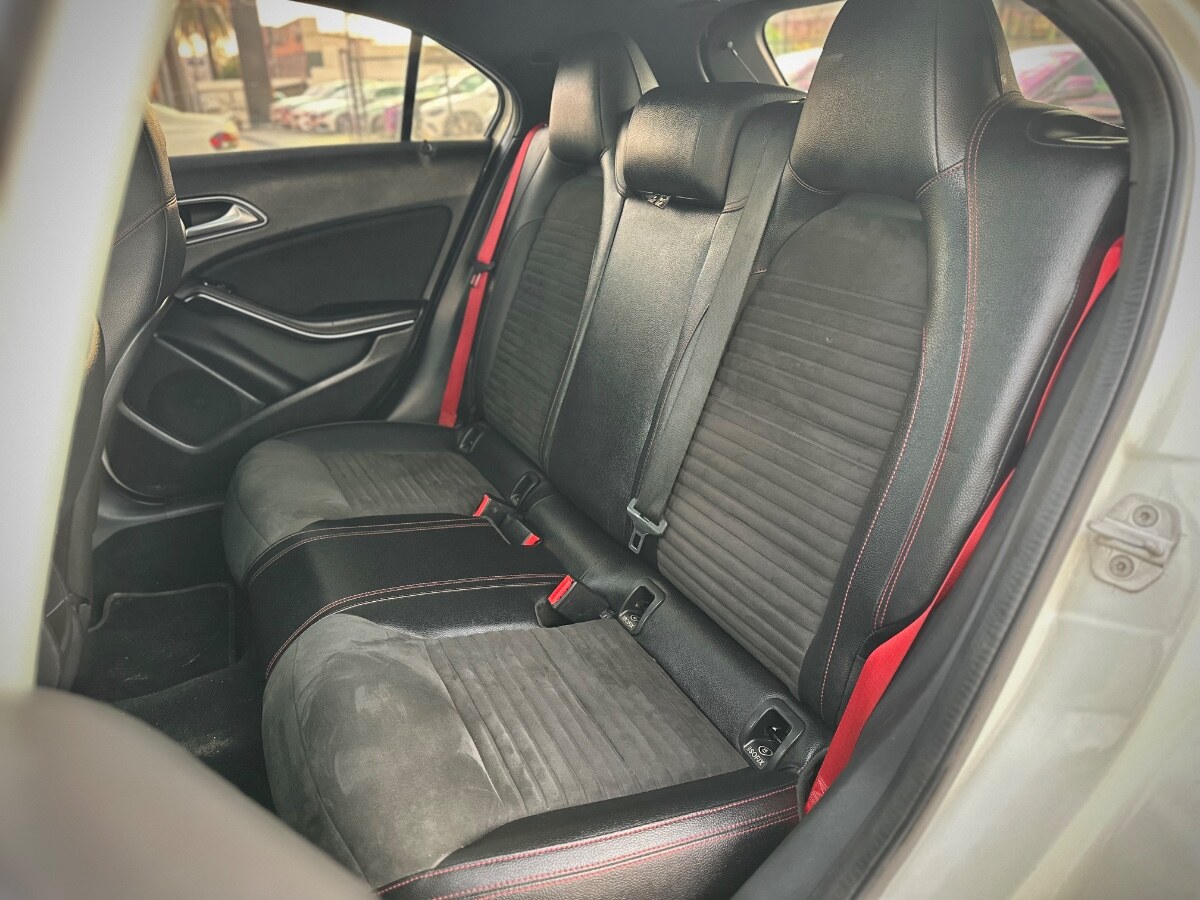 Mercedes-Benz A250 Amg Line año 2018