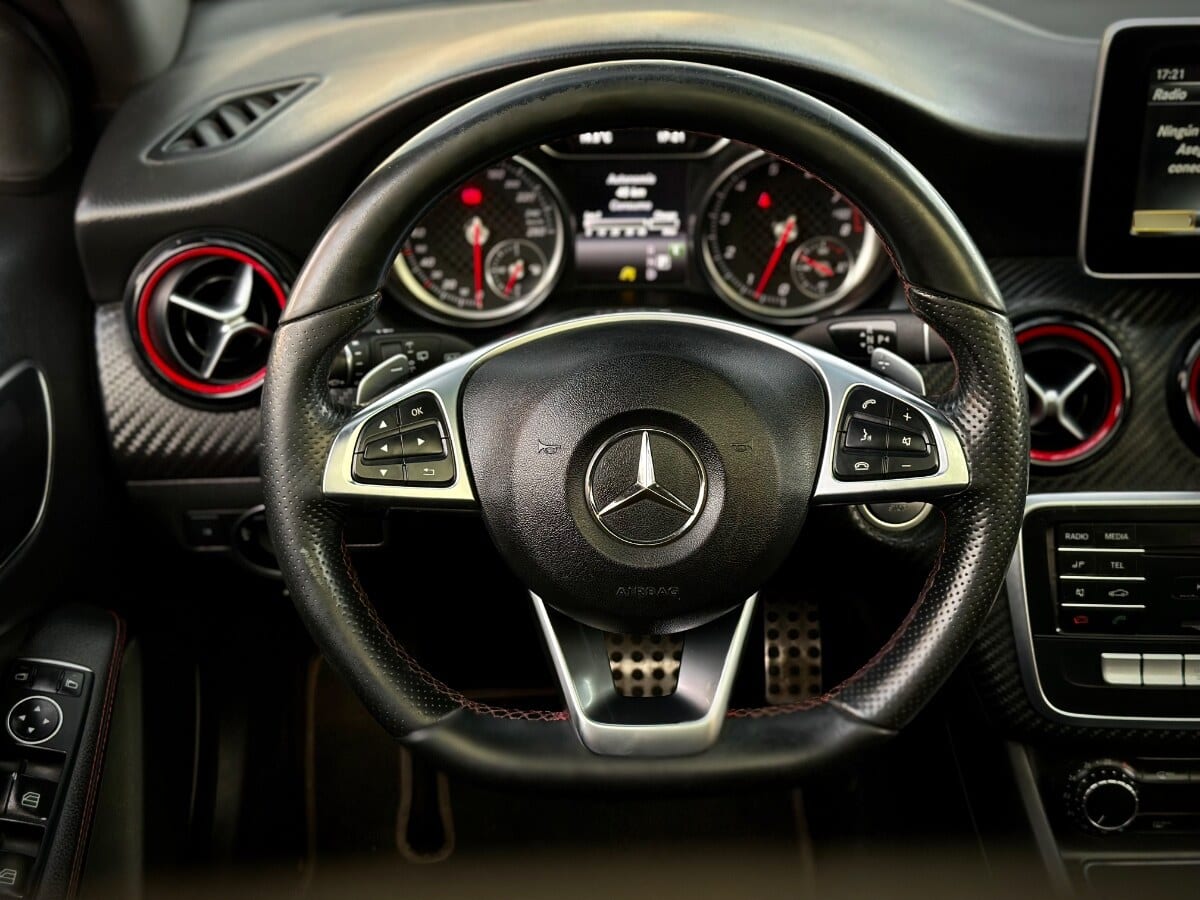 Mercedes-Benz A250 Amg Line año 2018