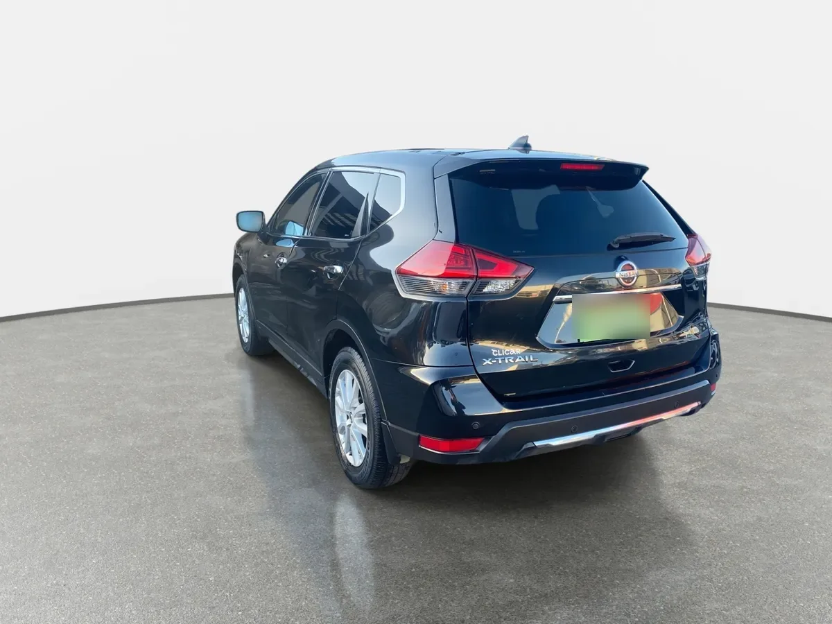 Nissan X-Trail 2.5 Sense 4x2 3row Cvt At 5p año 2023