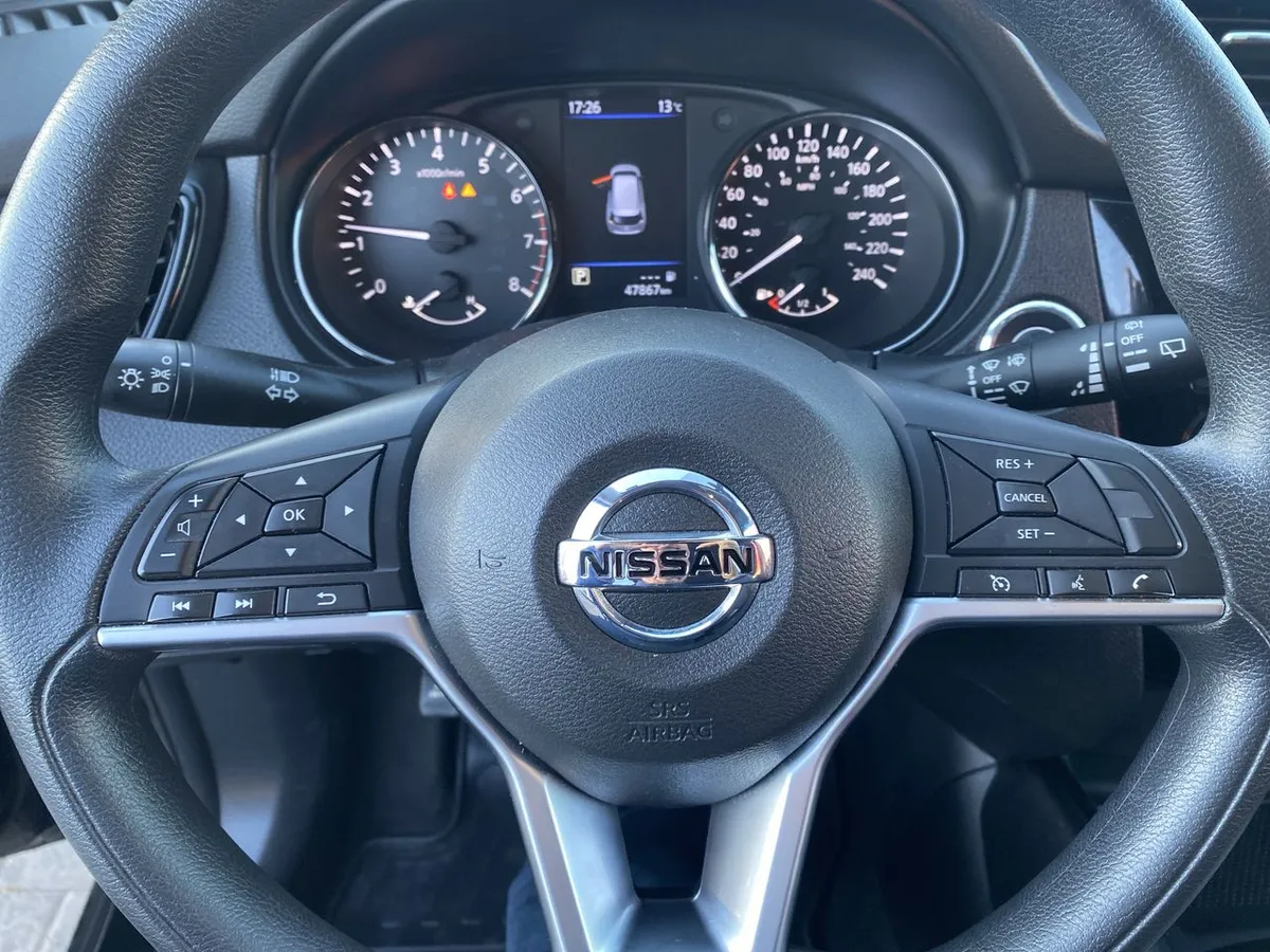 Nissan X-Trail 2.5 Sense 4x2 3row Cvt At 5p año 2023