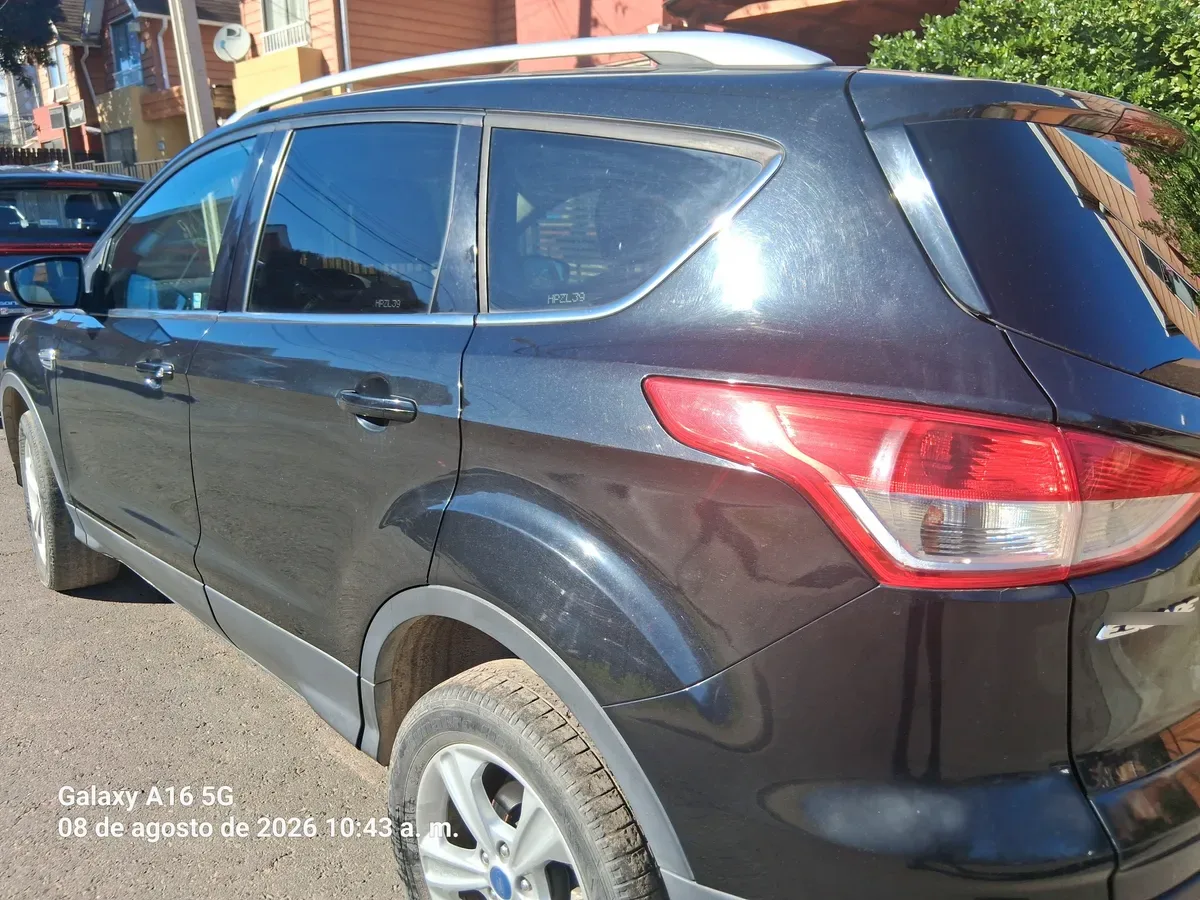 FORD ESCAPE 2.0 Se Ecoboost Leather At 4x2 año 2016