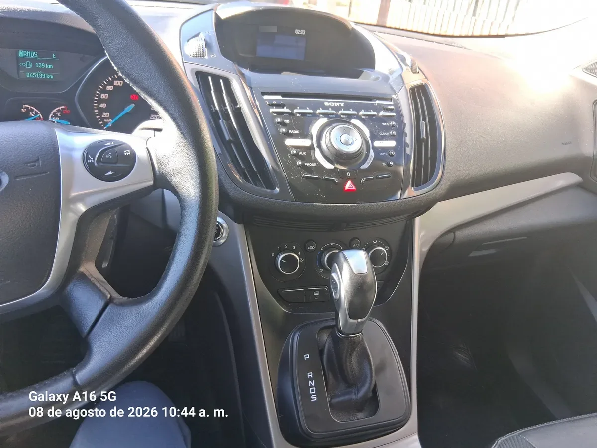 FORD ESCAPE 2.0 Se Ecoboost Leather At 4x2 año 2016