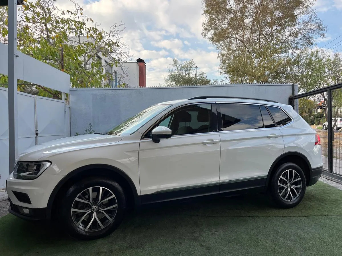Volkswagen Tiguan 2.0 Tdi Dsg Comfortline 7a 4motion año 2019
