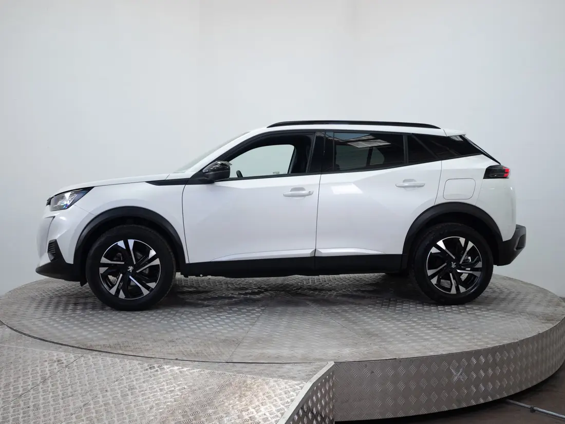 Peugeot 2008 2008 1.2 Allure Pack Puretech 130 At año 2023