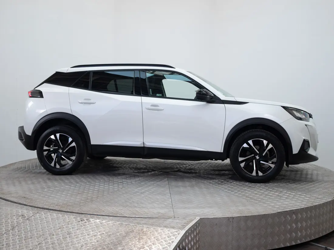 Peugeot 2008 2008 1.2 Allure Pack Puretech 130 At año 2023
