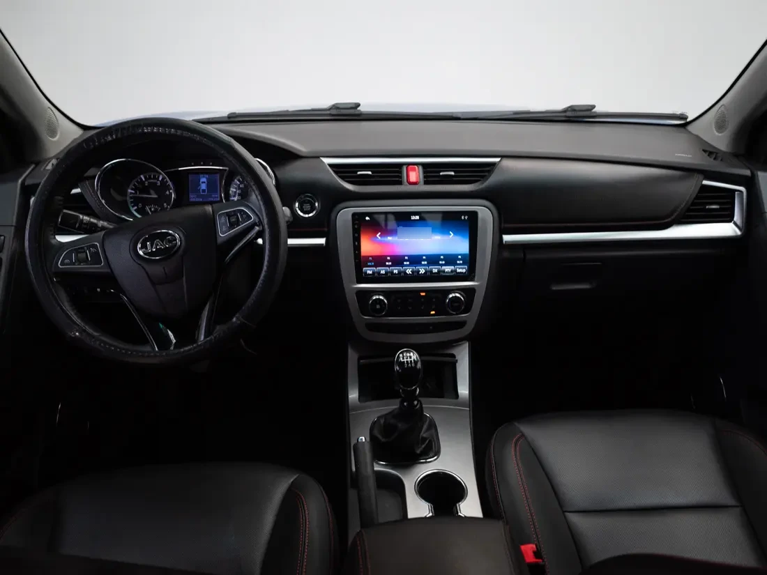 JAC T8 2.0 Advance Mt 4x2 Diesel año 2023
