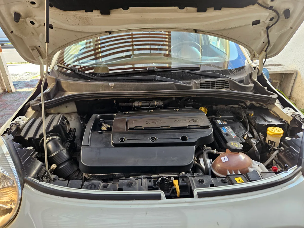 FIAT 500 1.4 X Cross Turbo Dynamic At 4x4 año 2017
