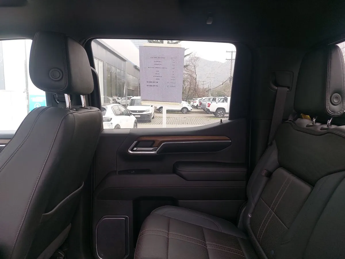 Chevrolet Silverado 3.0 High Country 4x4 At 4p año 2023