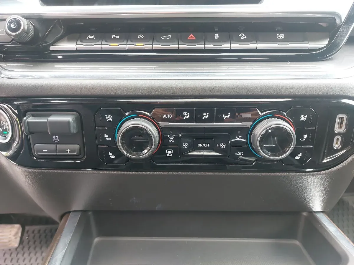 Chevrolet Silverado 3.0 High Country 4x4 At 4p año 2023