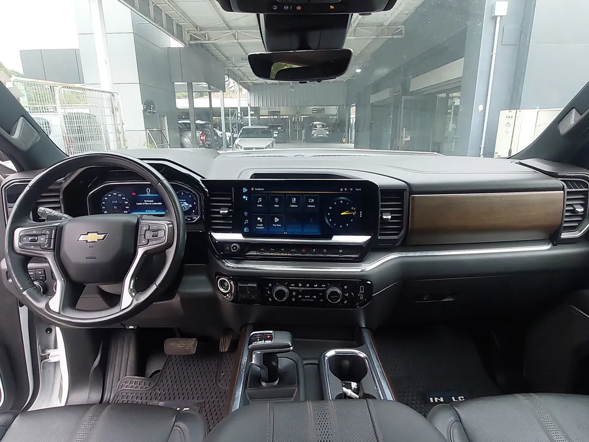 Chevrolet Silverado 3.0 High Country 4x4 At 4p año 2023