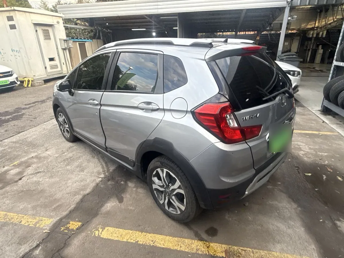 Honda Wr-V 1.5 Ex 4x2 Mt 5p año 2021