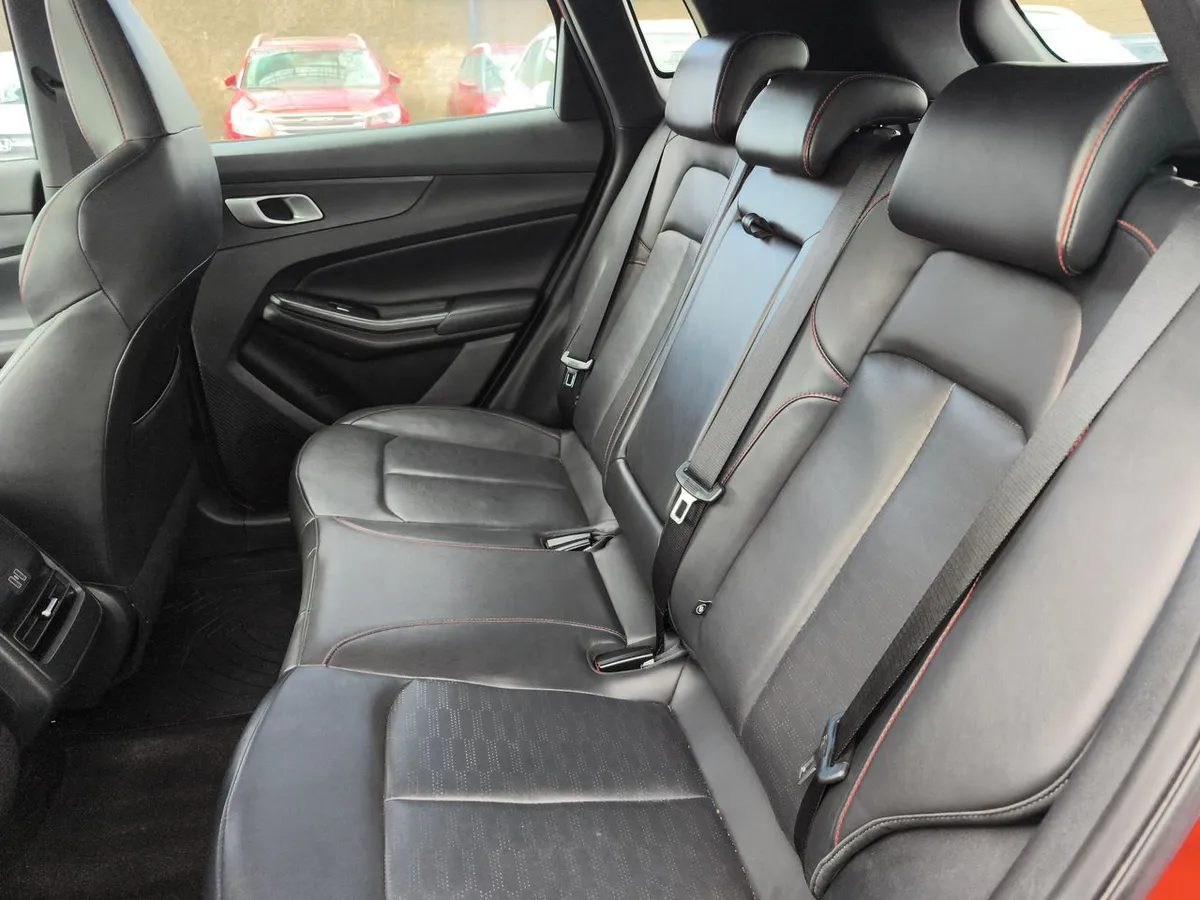 Changan Cs55 Plus 1.5t Elite 4x2 At 5p año 2024