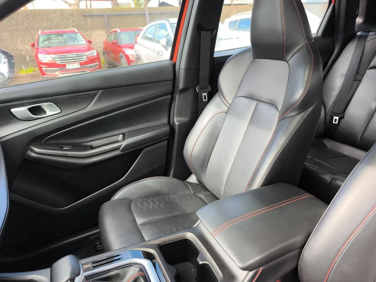 Changan Cs55 Plus 1.5t Elite 4x2 At 5p año 2024