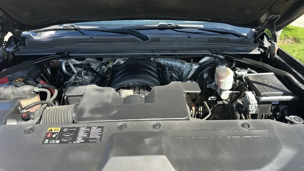 CHEVROLET TAHOE 5.3 Lt Iv Su At 4x4 año 2018