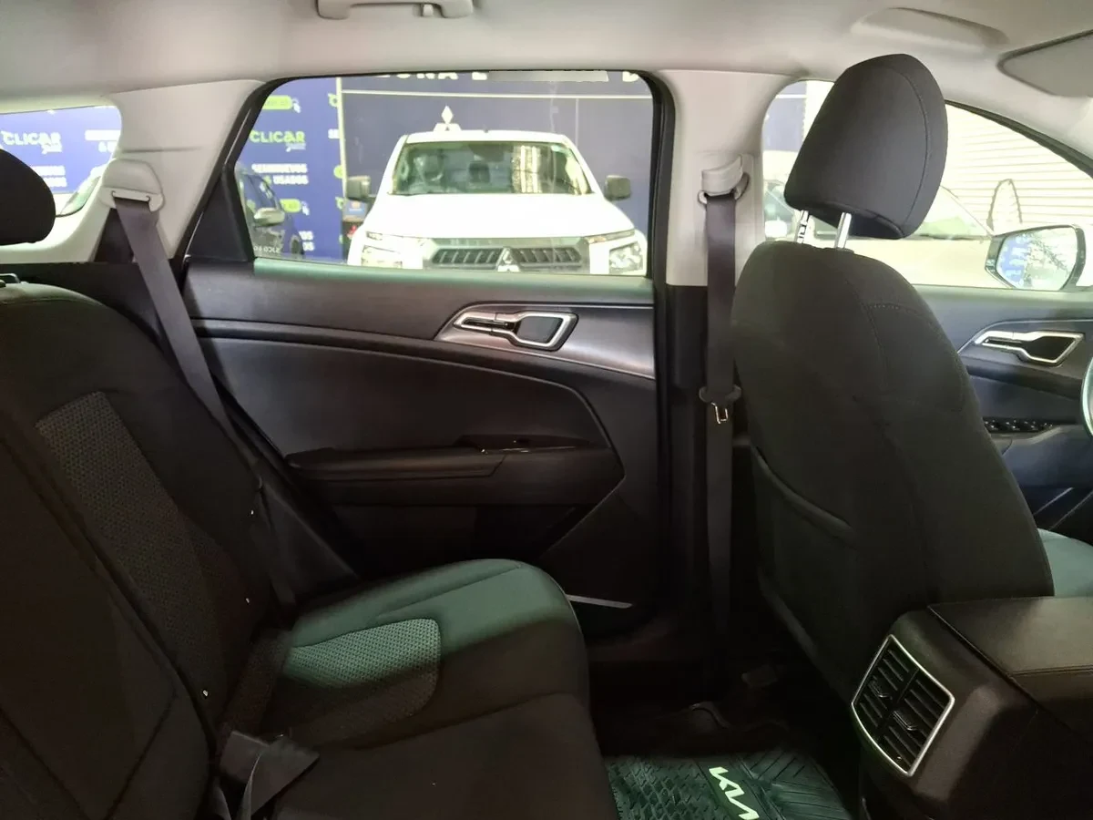 Kia Sportage 2.0 Ex Dies 2wd 8at 5p año 2023