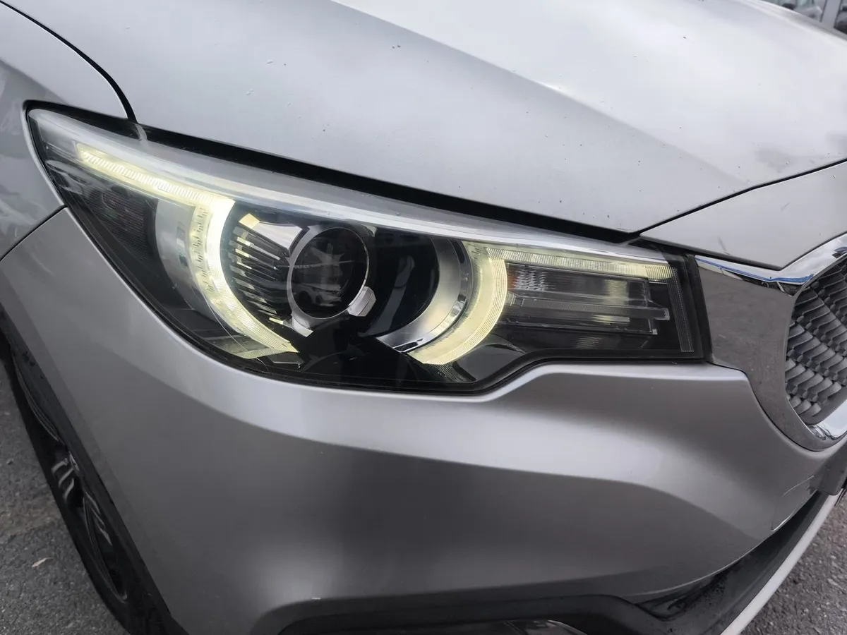 MG Mg Zs 1.5 Comfort 4x2 At 5p año 2021
