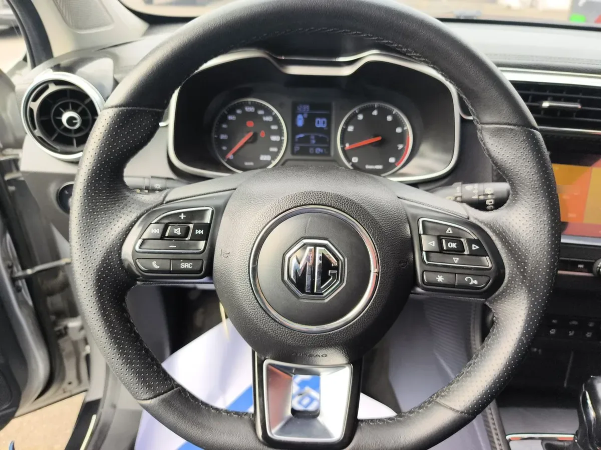 MG Mg Zs 1.5 Comfort 4x2 At 5p año 2021