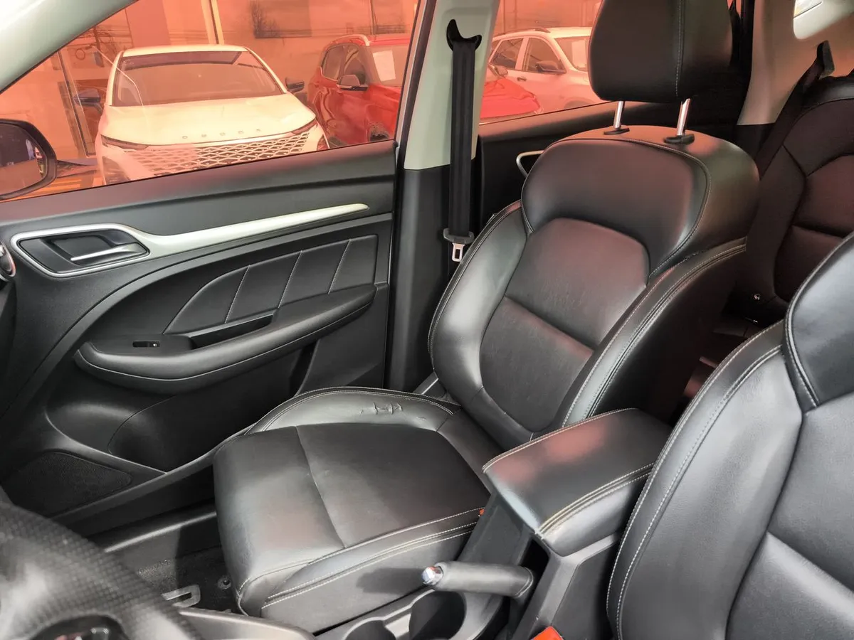 MG Mg Zs 1.5 Comfort 4x2 At 5p año 2021