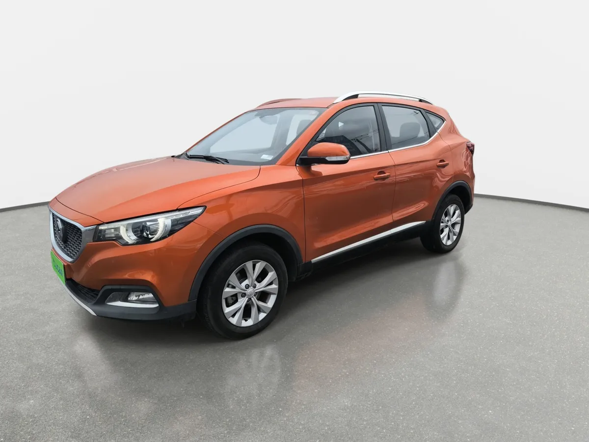 MG Mg Zs 1.5 Std Plus 4x2 Mt 5p año 2024