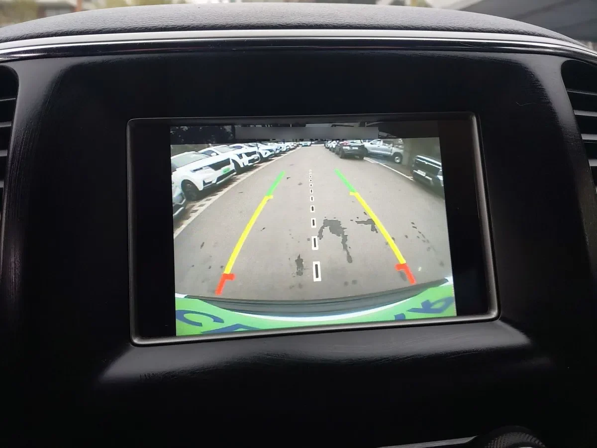 Jeep Grand Cherokee 3.6 Laredo 4x2 At 5p año 2019