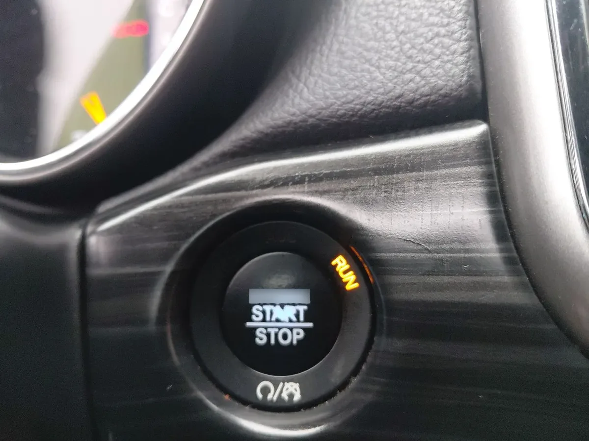 Jeep Grand Cherokee 3.6 Laredo 4x2 At 5p año 2019