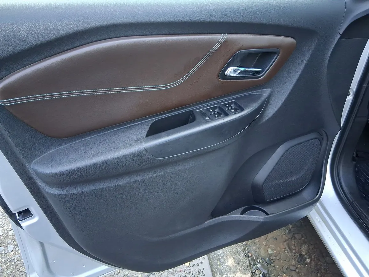 Chevrolet Spin 1.8 Premier 4x2 Mt 5p año 2020