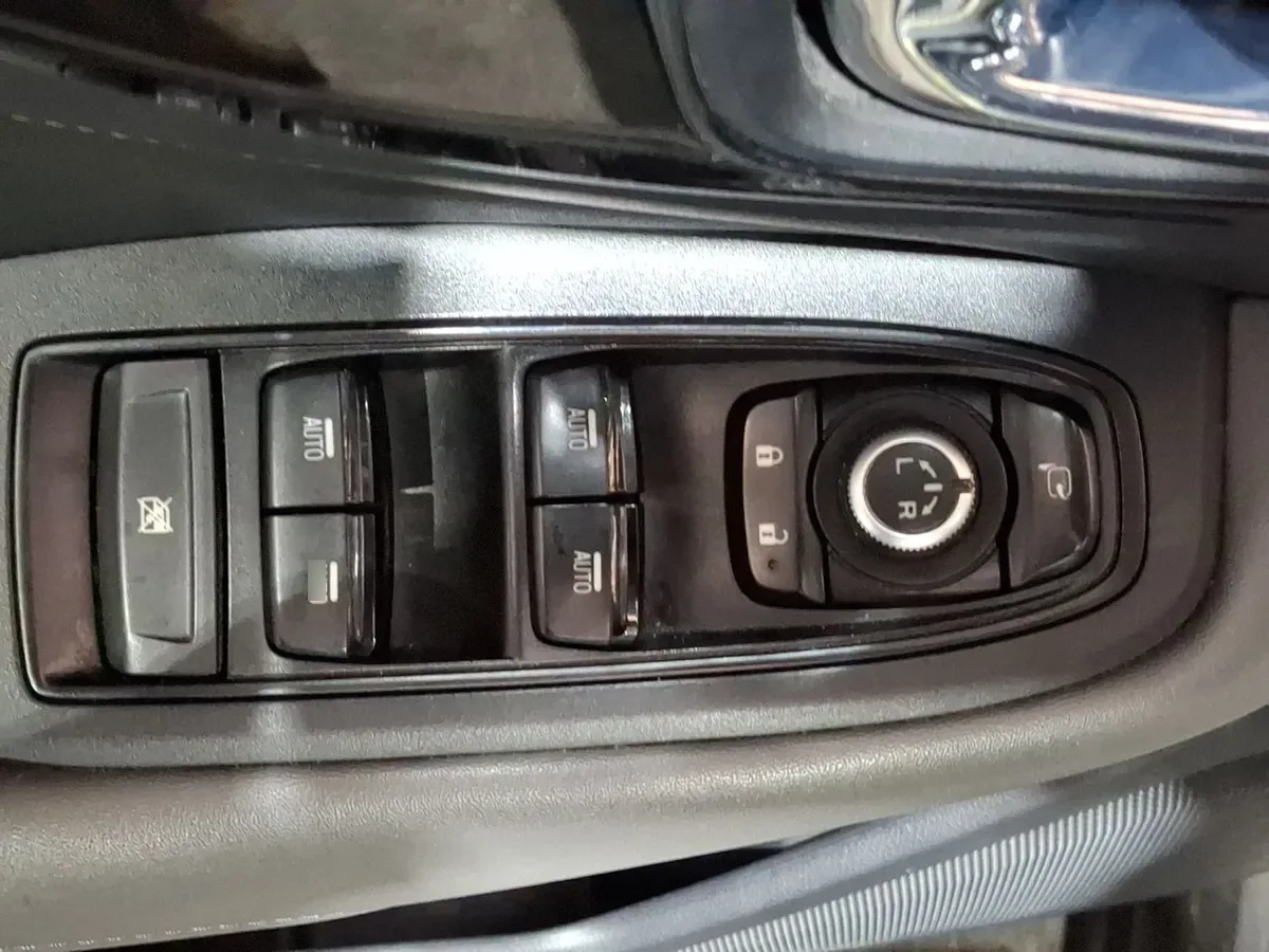 Subaru Outback 2.5i Field Edition Awd Cvt At 5p año 2023