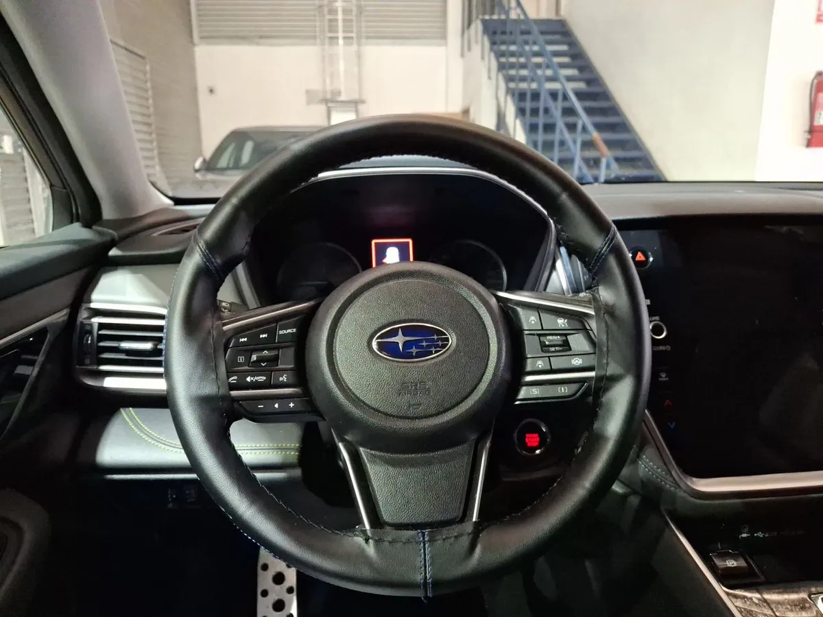 Subaru Outback 2.5i Field Edition Awd Cvt At 5p año 2023