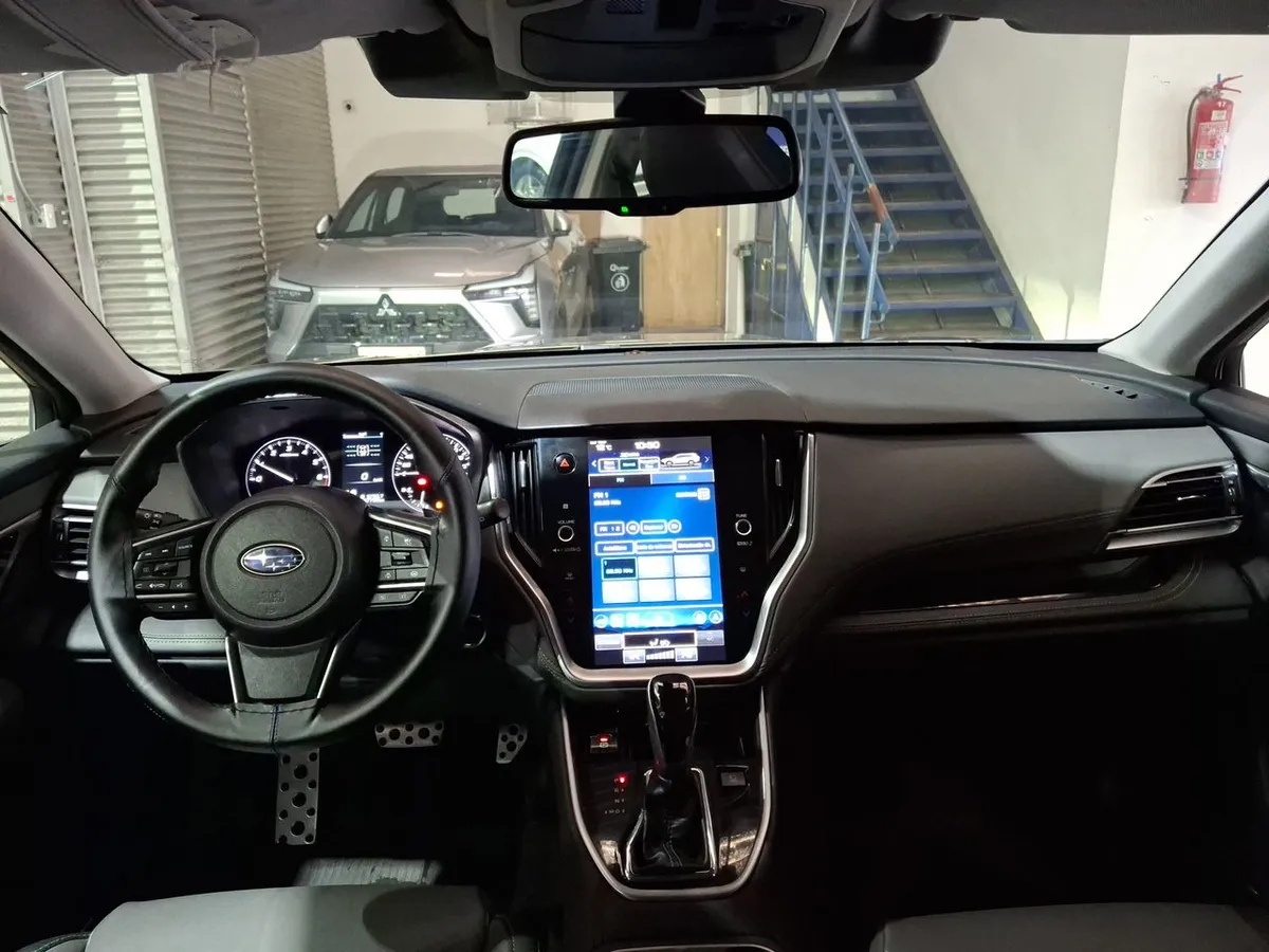 Subaru Outback 2.5i Field Edition Awd Cvt At 5p año 2023