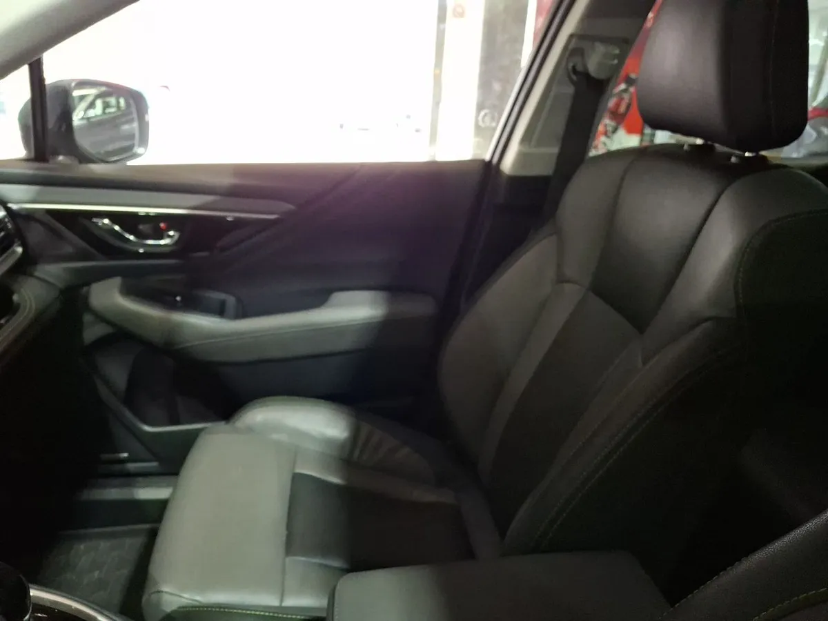 Subaru Outback 2.5i Field Edition Awd Cvt At 5p año 2023