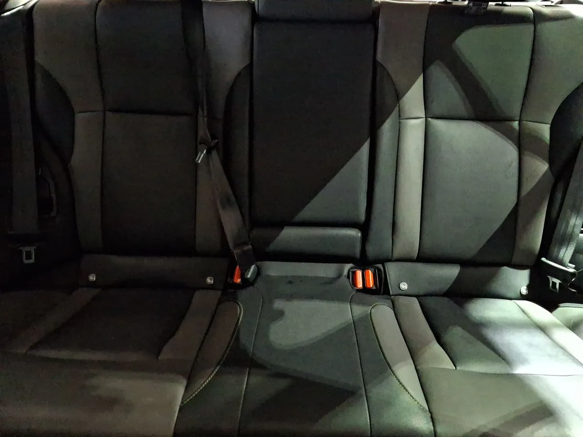 Subaru Outback 2.5i Field Edition Awd Cvt At 5p año 2023