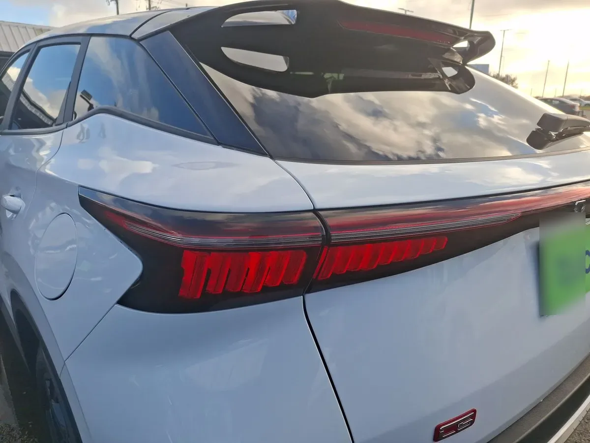 Omoda C5 1.6t Prestige 4x2 Dct At 5p año 2026