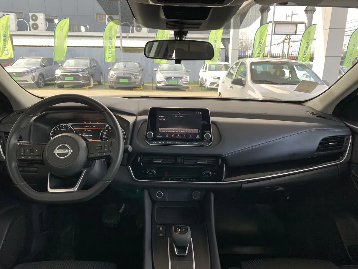 Nissan Qashqai 1.3t Advance 2wd Cvt At 5p año 2025