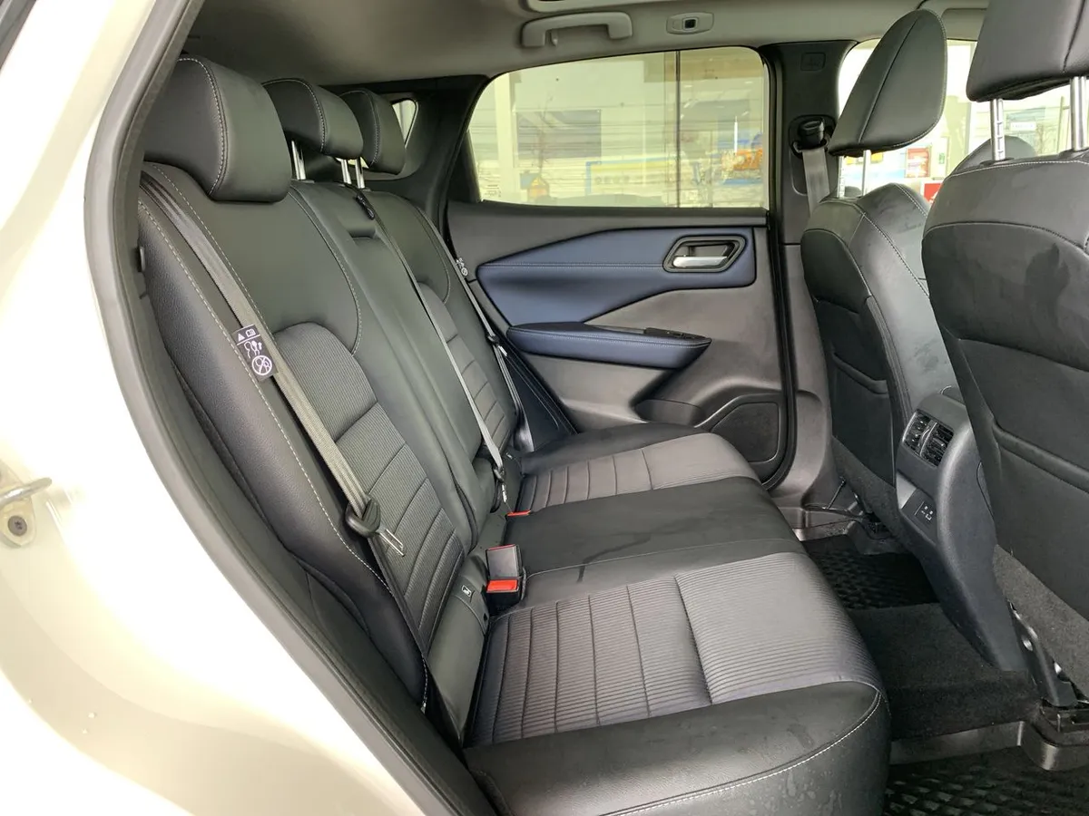Nissan Qashqai 1.3t Advance 2wd Cvt At 5p año 2025