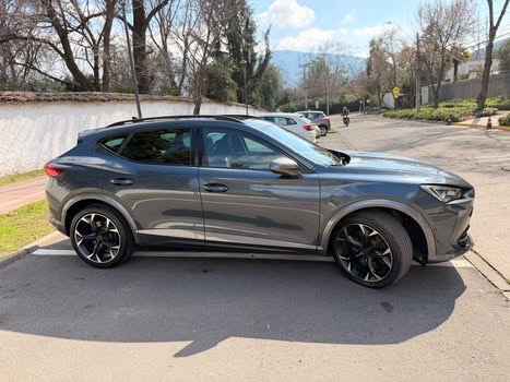 CUPRA FORMENTOR 2.0 Tsi 310 Hp 4drive Mid Leather At 4x4 año 2023