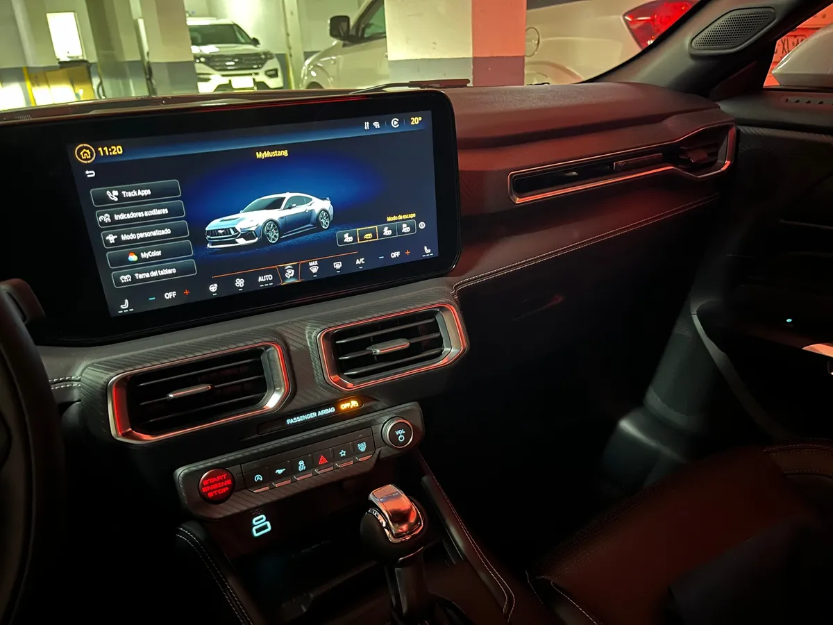 FORD MUSTANG 5.0 Gt Premium At año 2024