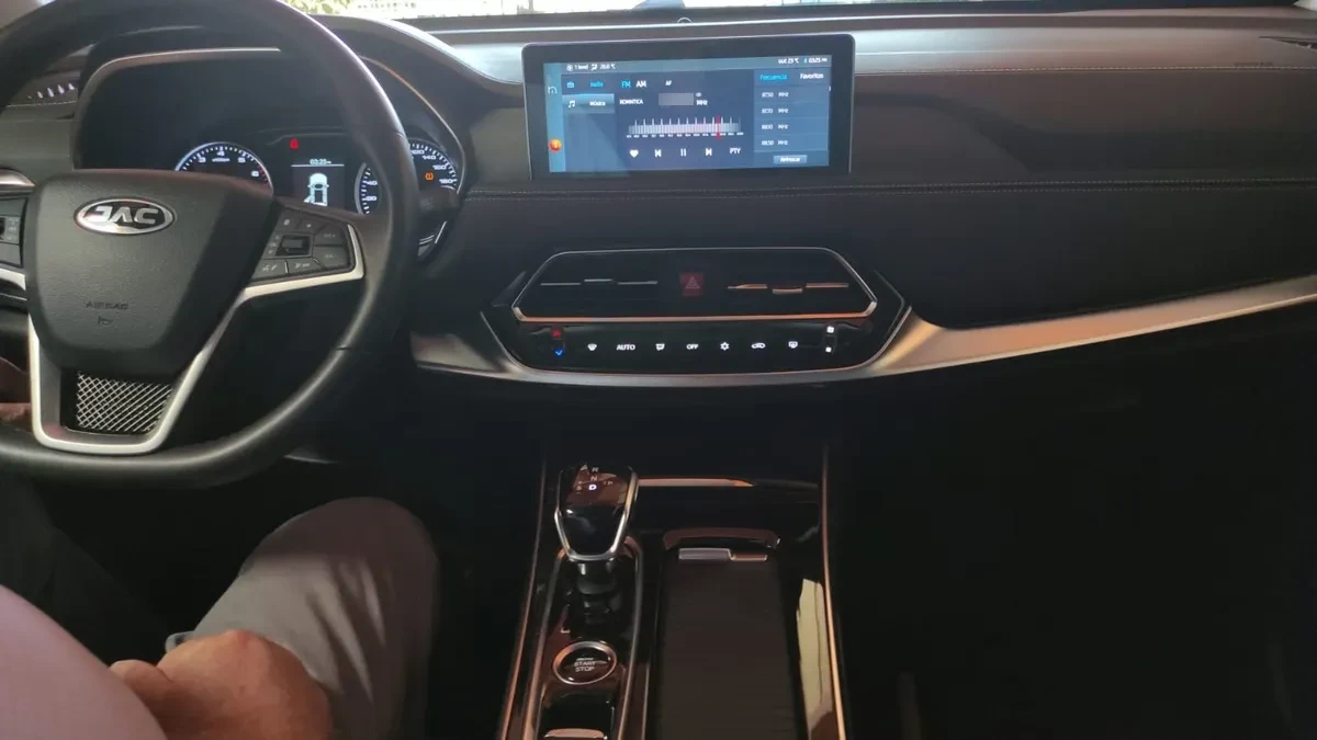 JAC JS8 1.5 Comfort Ce 6 Mt año 2022