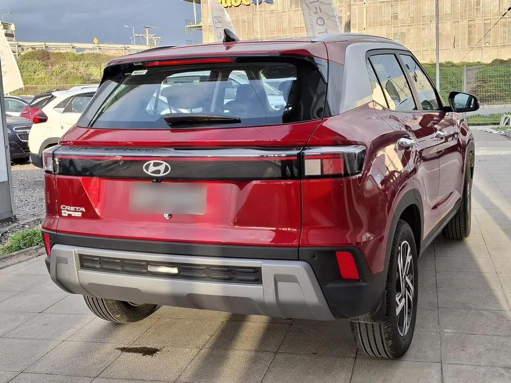 Hyundai Creta 1.5 Plus Su2i 4x2 Mt 5p año 2026