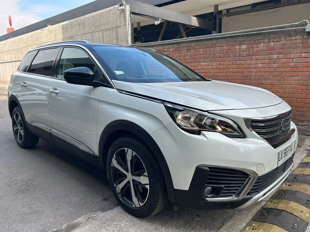Peugeot 5008 1.6 Allure 4x2 Thp 165 Eat6 5p año 2020