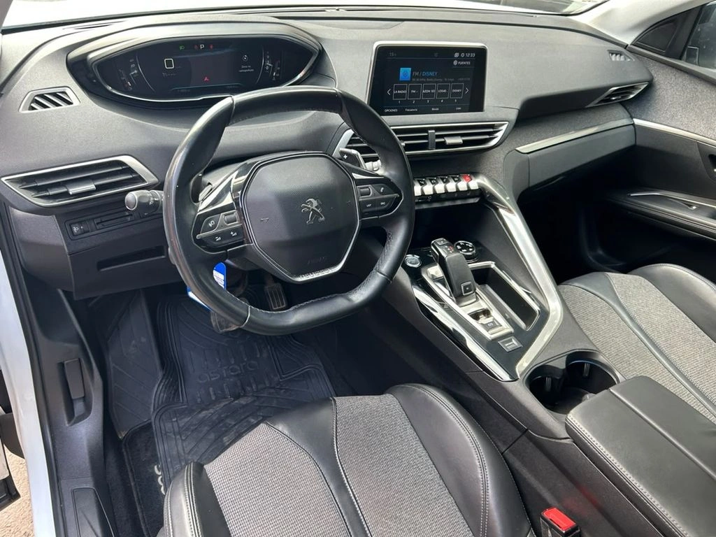 Peugeot 5008 1.6 Allure 4x2 Thp 165 Eat6 5p año 2020