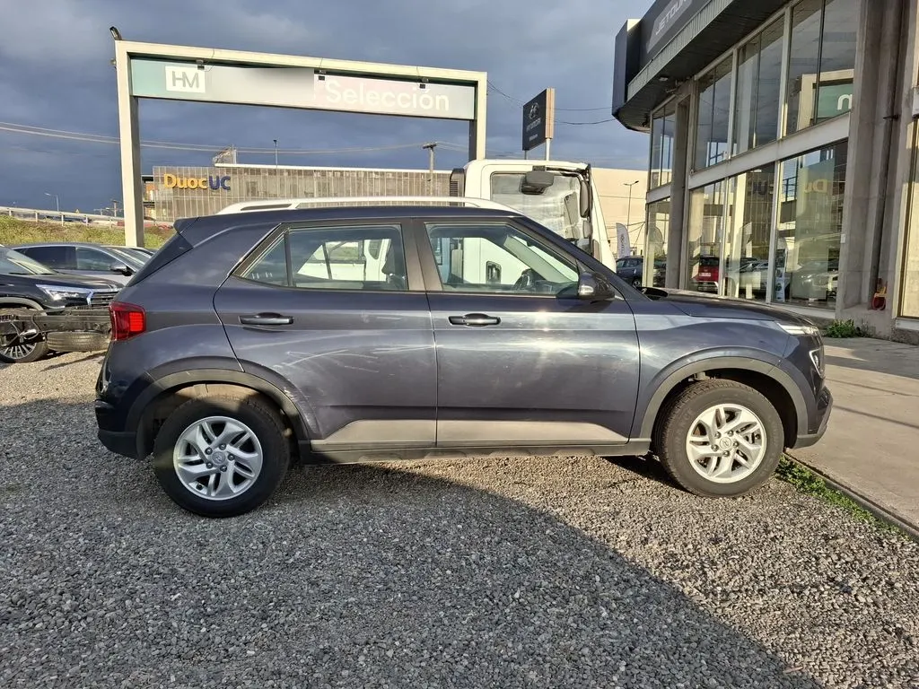 Hyundai Venue 1.6 Qx Value 4x2 Mt 5p año 2022