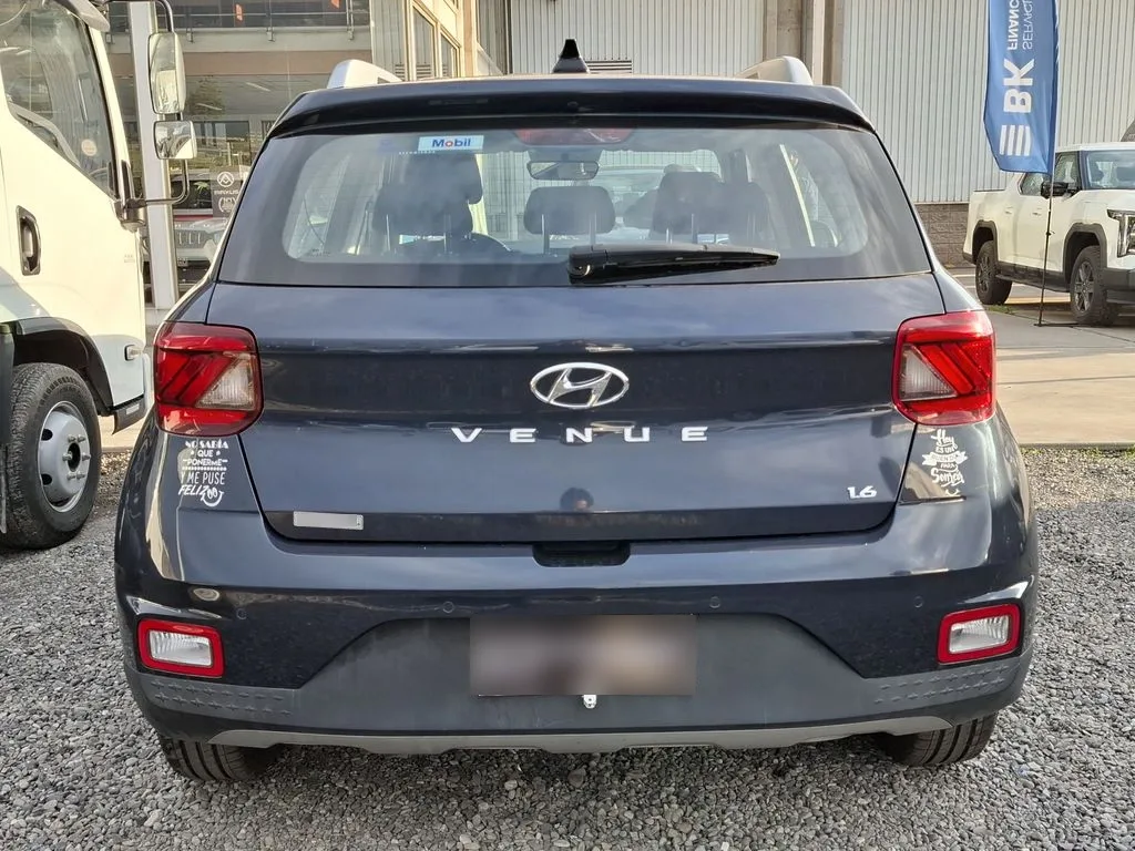 Hyundai Venue 1.6 Qx Value 4x2 Mt 5p año 2022