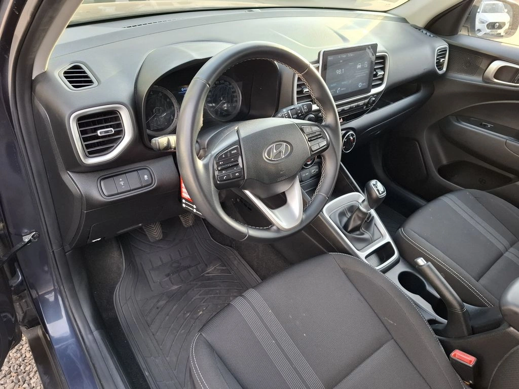 Hyundai Venue 1.6 Qx Value 4x2 Mt 5p año 2022