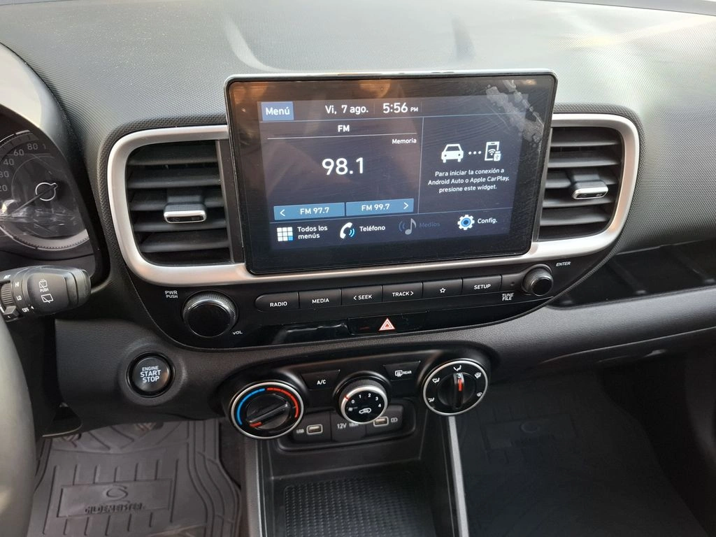 Hyundai Venue 1.6 Qx Value 4x2 Mt 5p año 2022