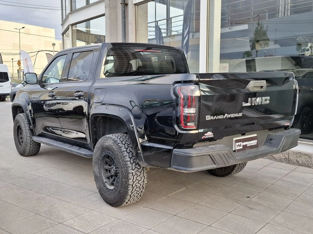 JMC Grand Avenue 2.3t Diesel 4x4 Dob. Cab. At 4p año 2024