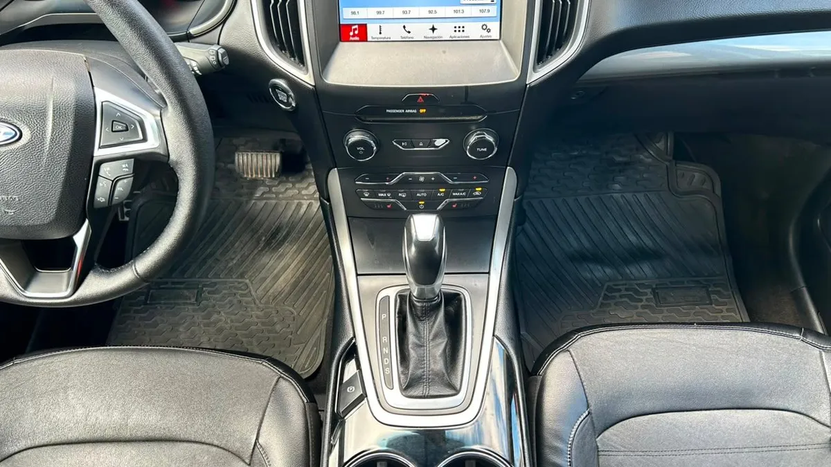 Ford Edge Titanium Awd 3.5 Aut año 2019