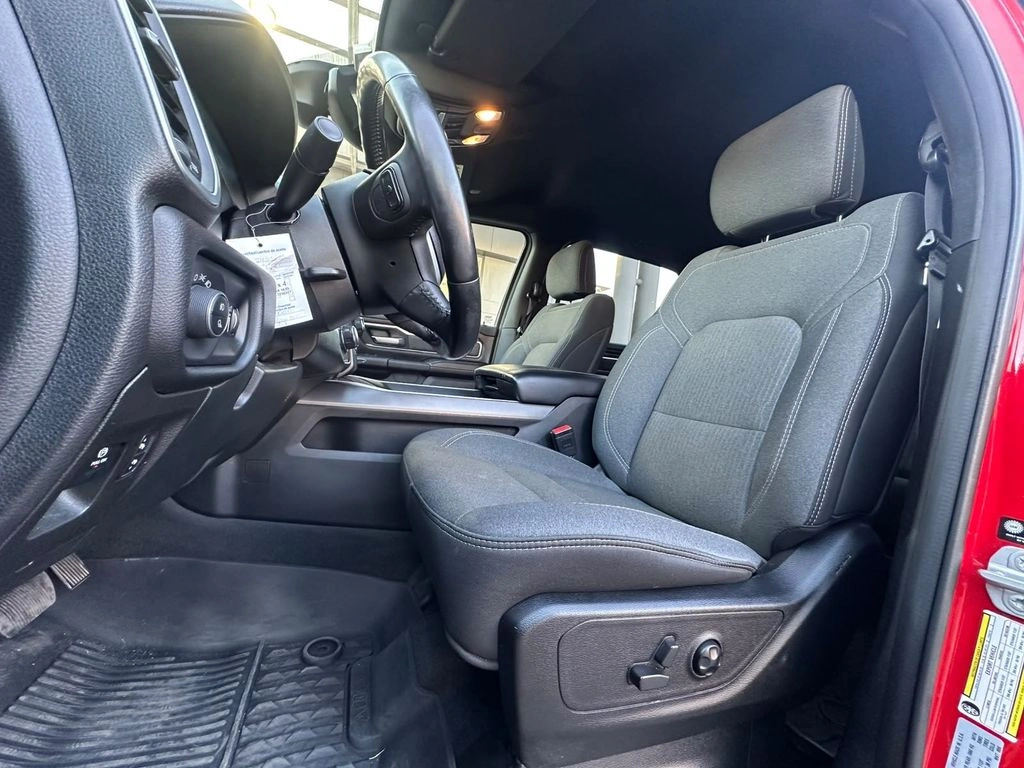 Ram 1500 Big Horn Crew Cab 4x4 3.6 Aut año 2022