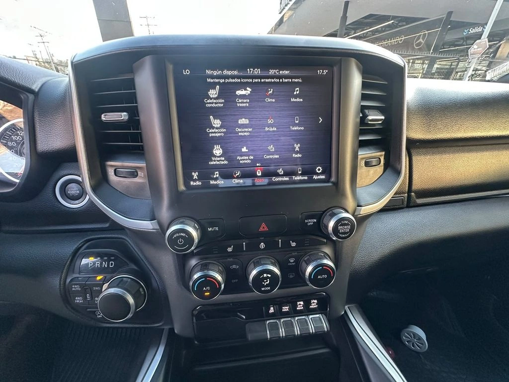 Ram 1500 Big Horn Crew Cab 4x4 3.6 Aut año 2022
