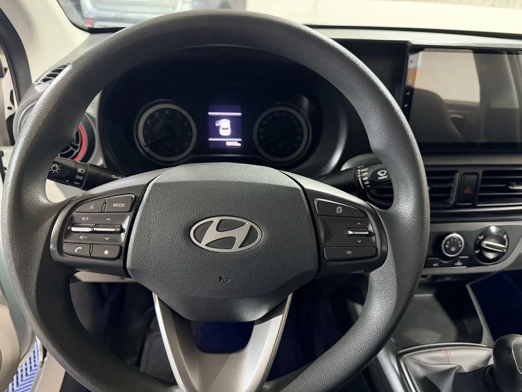 Hyundai Grand I10 1.2 Plus 4x2 Hb Mt 5p año 2024